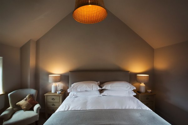 Chambres élégantes : 10 luminaires pour allier confort et style